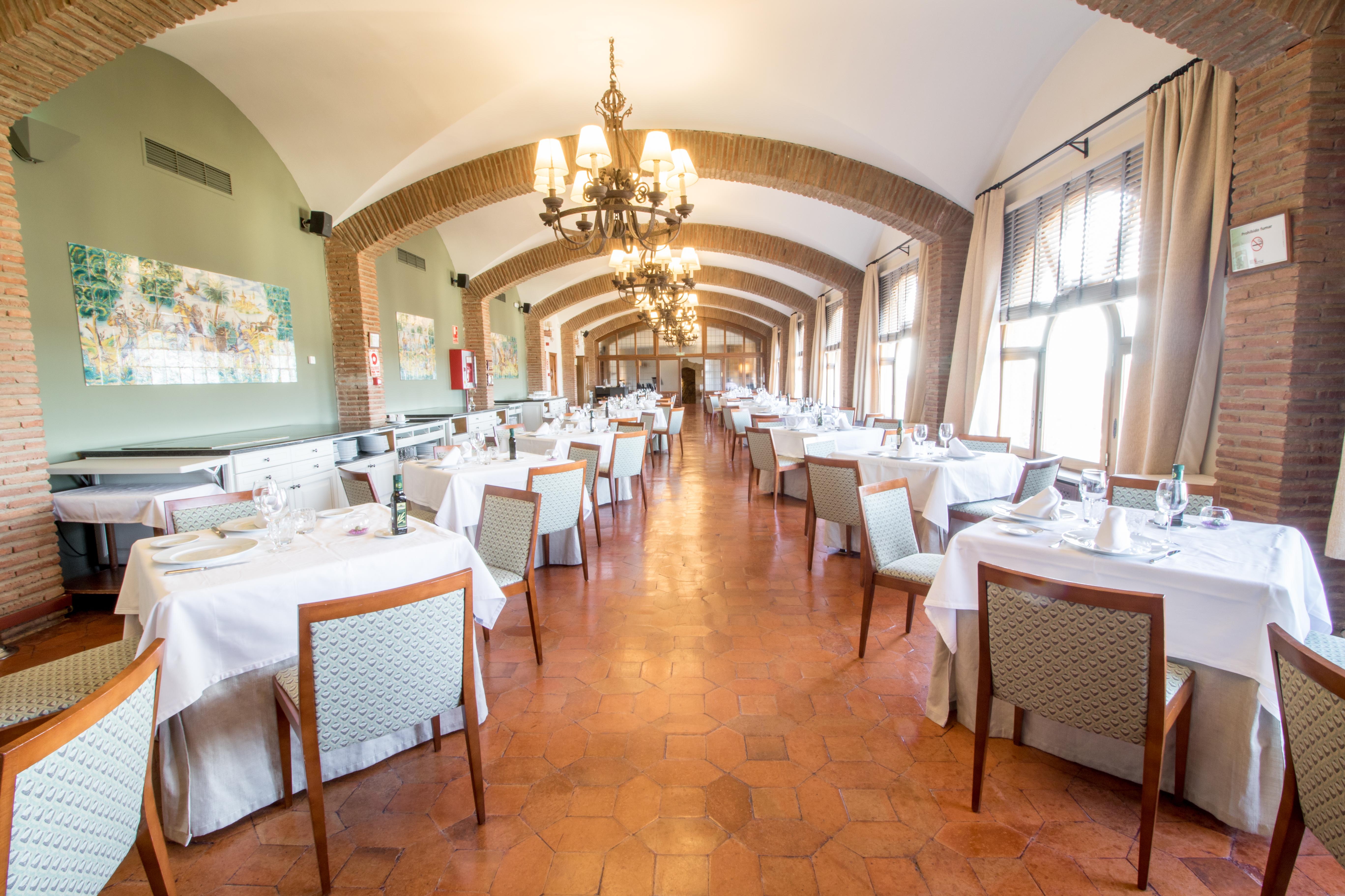 Parador De Benavente Exteriör bild