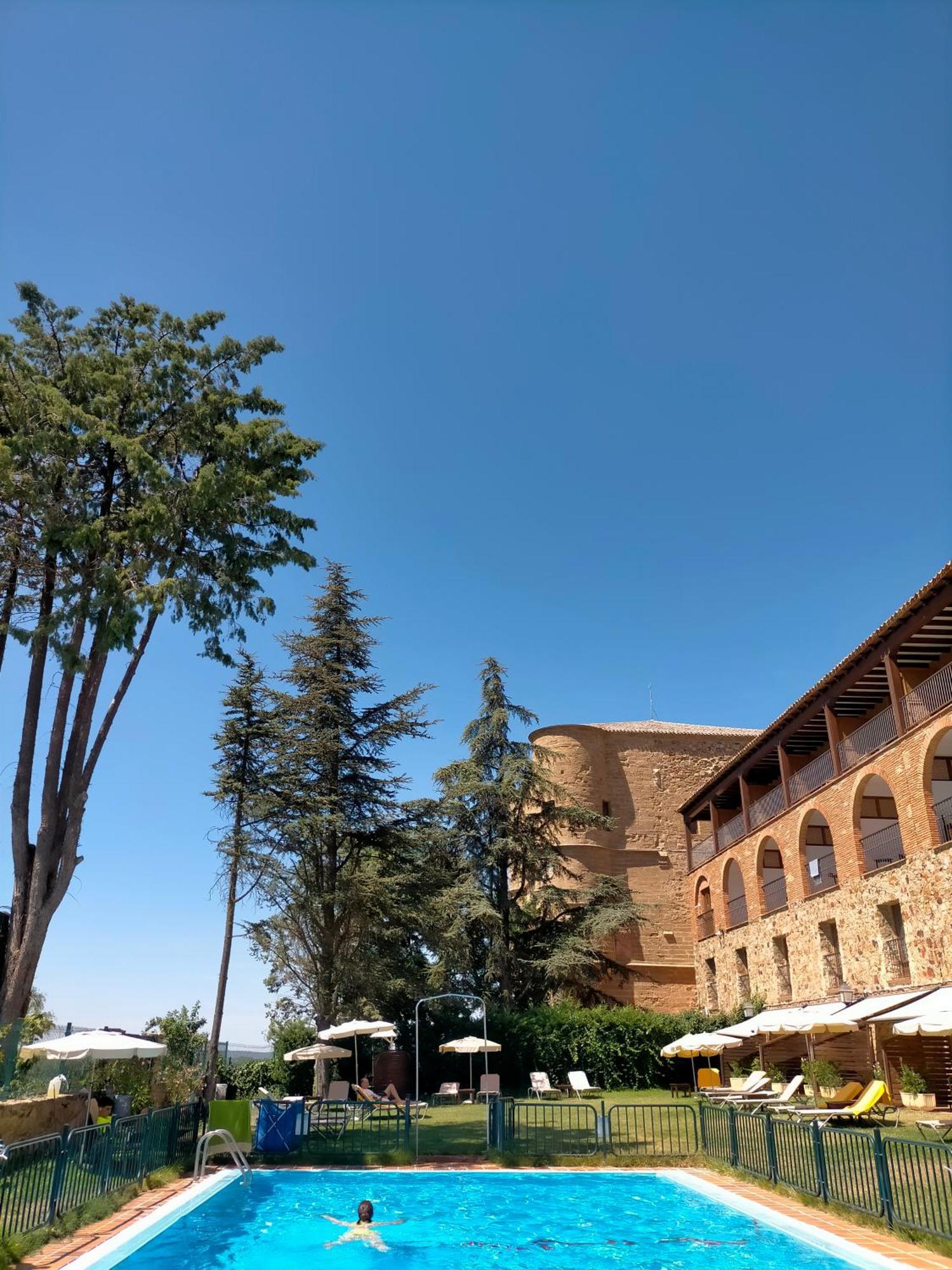 Parador De Benavente Exteriör bild
